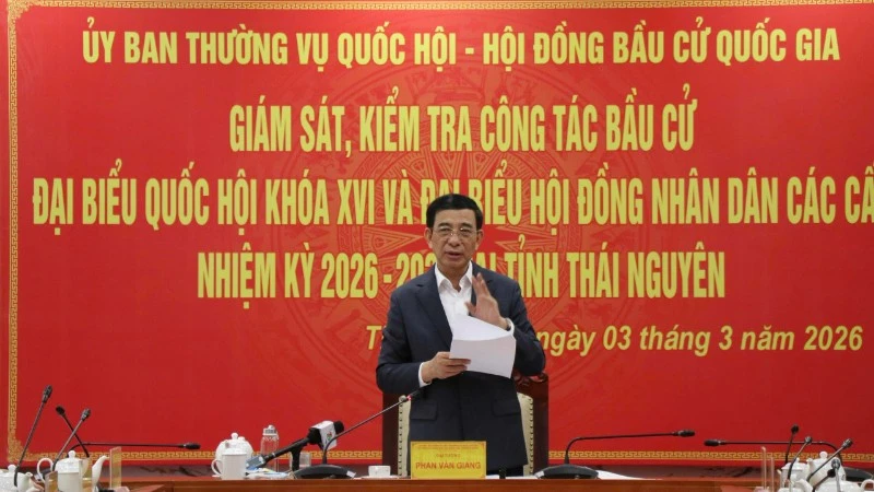 Đại tướng Phan Văn Giang giám sát công tác bầu cử tại Thái Nguyên