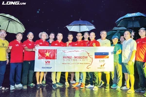 Đoàn xe xuất phát tại Hà Nội.