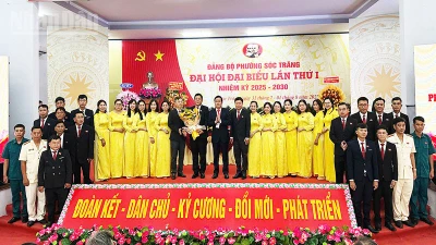 Ban chấp hành mới ra mắt tại đại hội.