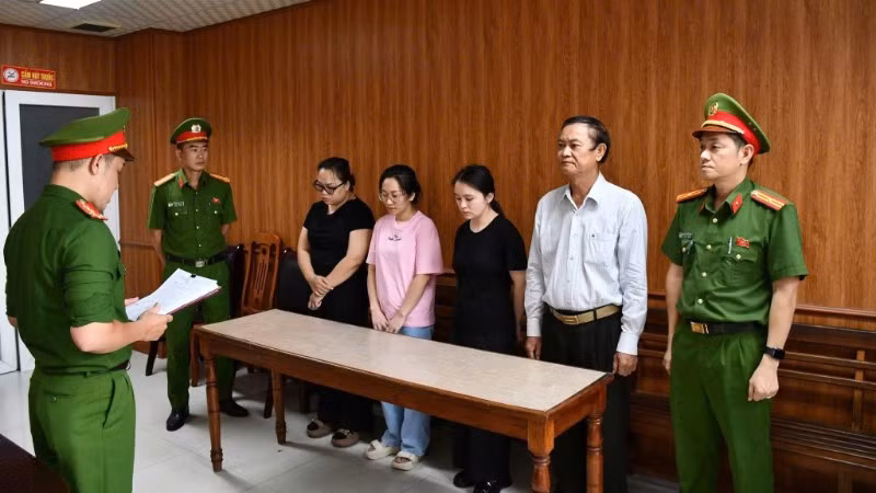 Các đối tượng bị khởi tố. (Ảnh: Công an cung cấp)