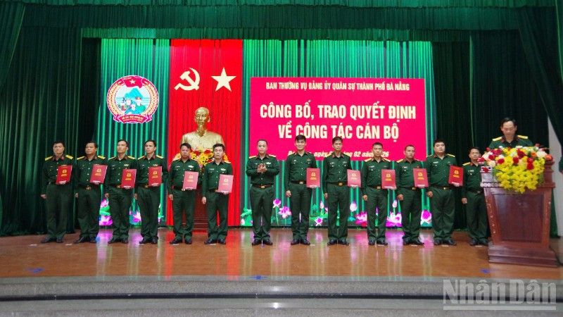 Tiếp tục điều động 56 sĩ quan chính quy bổ nhiệm giữ chức Chính trị viên phó Ban Chỉ huy quân sự các phường, xã tại Đà Nẵng.