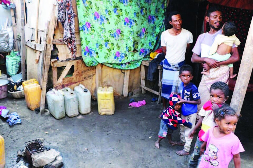 Người dân Yemen sống trong điều kiện khó khăn bởi xung đột.
