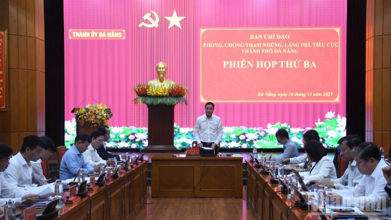 Đà Nẵng khai mạc phiên họp thứ 3, Ban Chỉ đạo phòng, chống tham nhũng, lãng phí, tiêu cực thành phố. (Ảnh: ANH ĐÀO)