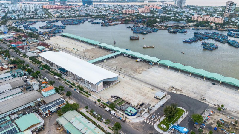 Toàn cảnh dự án nâng cấp, mở rộng cảng cá Thọ Quang nhìn từ trên cao.