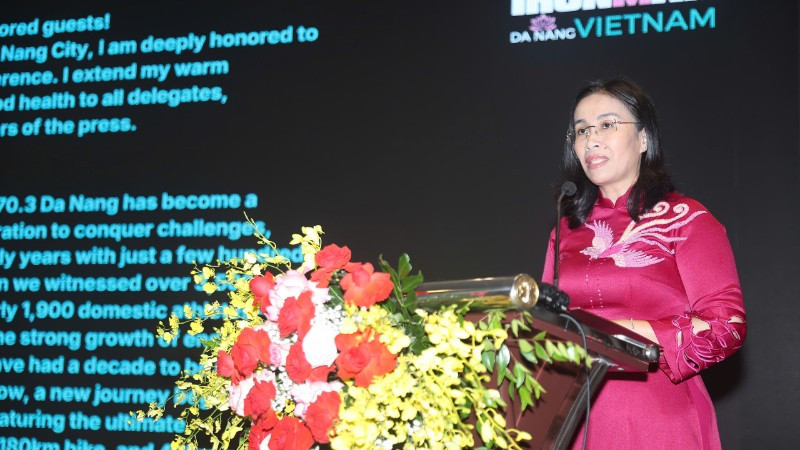 Bà Nguyễn Thị Anh Thi, Phó Chủ tịch Ủy ban nhân dân thành phố Đà Nẵng phát biểu tại chương trình.