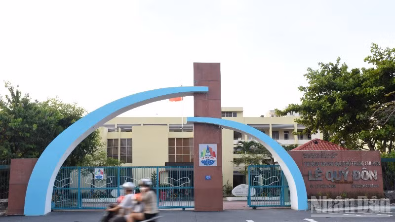 Đà Nẵng chi hơn 78,7 tỷ đồng đầu tư, nâng cấp Trường trung học phổ thông chuyên Lê Quý Đôn. (Ảnh: ANH ĐÀO)