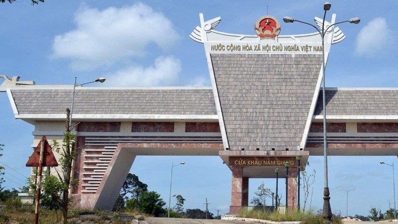 Cửa khẩu Nam Giang, thành phố Đà Nẵng.