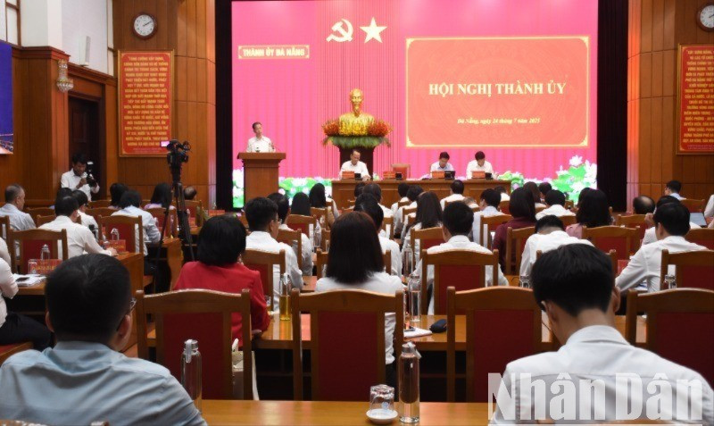 Quang cảnh hội nghị chiều 24/7. (Ảnh: ANH ĐÀO)