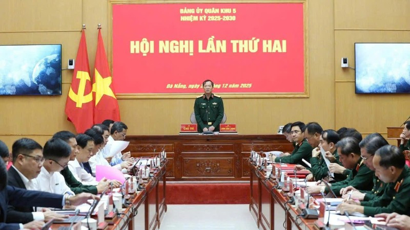 Toàn cảnh hội nghị.