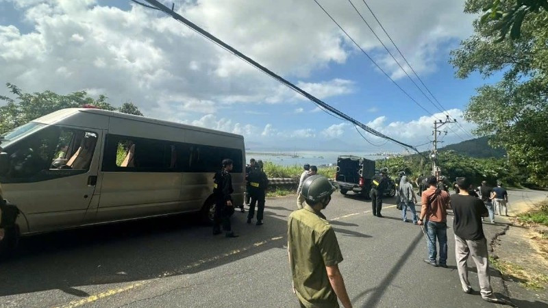 Đối tượng bị bắt tại khu vực bán đảo Sơn Trà chiều tối 24/12. (Ảnh: Công an cung cấp)