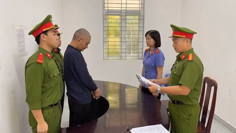 Cơ quan chức năng khởi tố Huỳnh Khổng. (Ảnh: Công an cung cấp)