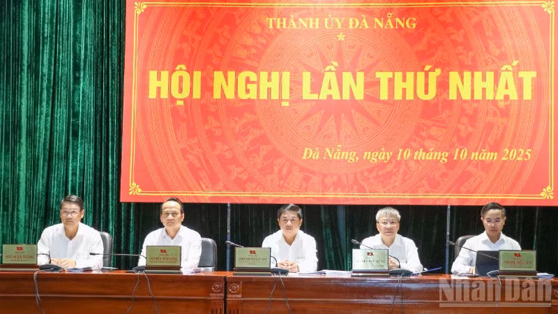 Đà Nẵng khai mạc Hội nghị Ban Chấp hành Đảng bộ thành phố lần thứ nhất, khóa I. (Ảnh: ANH ĐÀO)