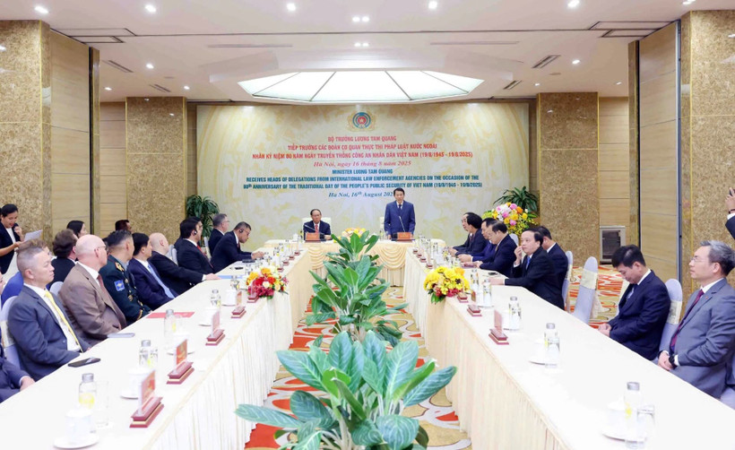 Quang cảnh buổi tiếp. Nguồn ảnh: bocongan.gov.vn