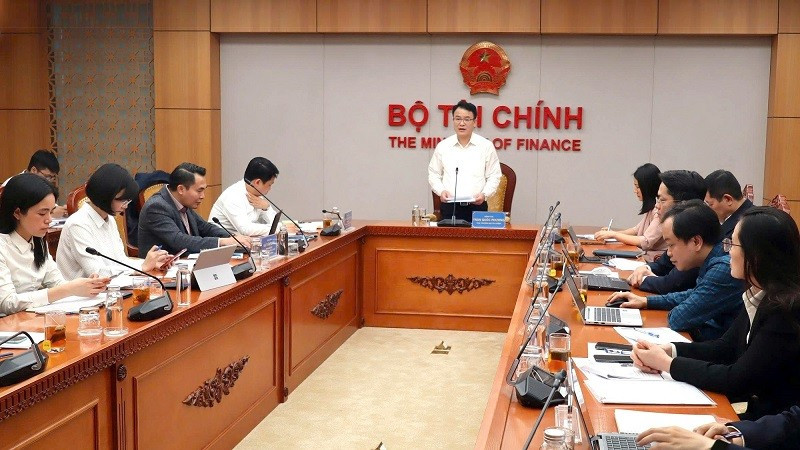 Thứ trưởng Tài chính Trần Quốc Phương khẳng định chương trình đào tạo nhằm cập nhật kịp thời quy định mới, nâng cao năng lực thực thi công vụ, đáp ứng yêu cầu quản lý trong giai đoạn mới.