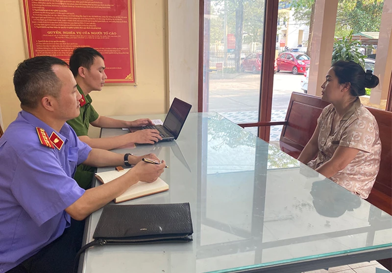 Đối tượng Nguyễn Thị Nga tại cơ quan Cảnh sát điều tra Công an tỉnh Tuyên Quang.