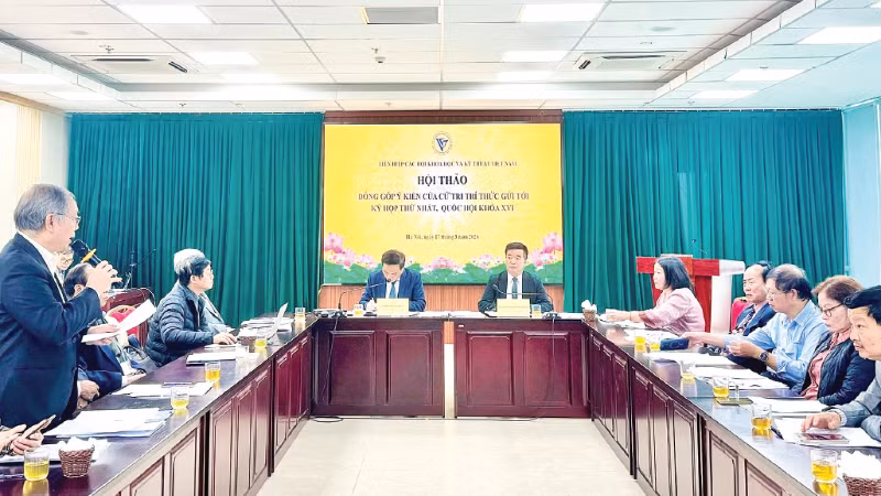 Hội thảo đóng góp ý kiến của cử tri trí thức gửi tới Kỳ họp thứ nhất, Quốc hội khóa XVI. (Ảnh: TL)