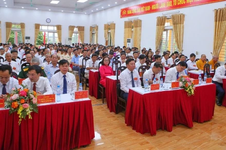 Các đại biểu tham dự Đại hội đại biểu phường Vị Khê (Ninh Bình) lần thứ I, nhiệm kỳ 2025-2030. (Ảnh: CÔNG LUẬT)