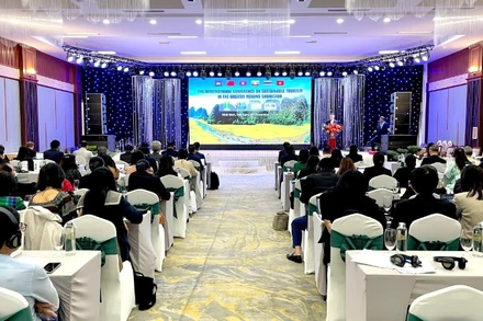 Quang cảnh hội nghị.