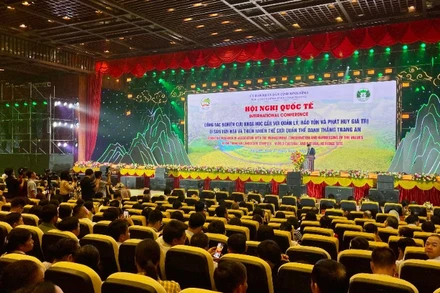 Quang cảnh hội nghị.