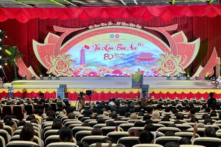 Quang cảnh Pháp hội.