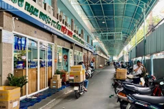 Khu vực kinh doanh dược phẩm quy mô lớn tại phường Hòa Hưng, Thành phố Hồ Chí Minh.