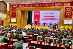 Quang cảnh hội thảo khoa học tại Quân khu 7. 