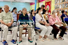 Người cao tuổi thuộc đối tượng dễ bị tổn thương bởi virus hợp bào hô hấp.