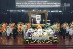 Lễ viếng Đại tướng Anh hùng Lực lượng vũ trang nhân dân Lê Văn Dũng được tổ chức theo nghi thức cấp Nhà nước.