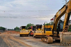Phương tiện cơ giới đang thi công phía đông bắc tỉnh Thanh Hóa.