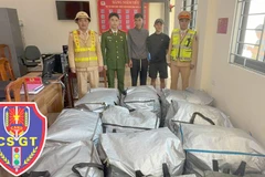 Công an phối hợp với Quản lý thị trường tạm giữ hàng hóa phục vụ xác minh rõ.