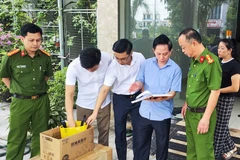 Lãnh đạo Công an tỉnh Thanh Hóa trực tiếp xem xét tài liệu thu thập được.
