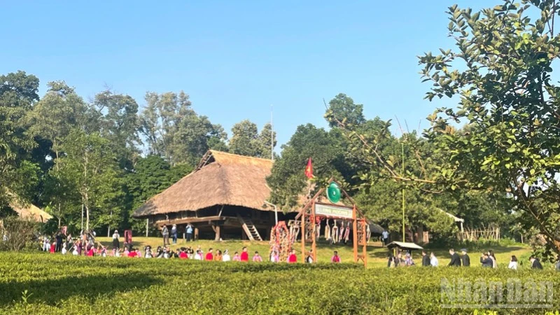 Dự thảo Nghị quyết đột phá nhằm huy động nguồn lực phát triển văn hóa Việt Nam