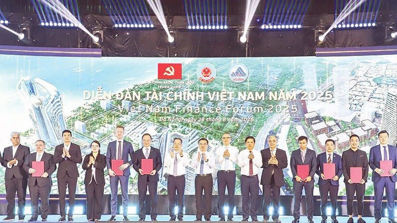 Đà Nẵng tạo cơ hội thu hút các nhà đầu tư tài chính đến thành phố.