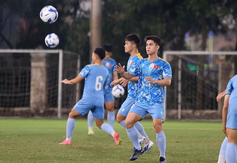 Đội tuyển U23 Việt Nam tập luyện trước trận đấu với U23 Yemen. (Ảnh: VFF)