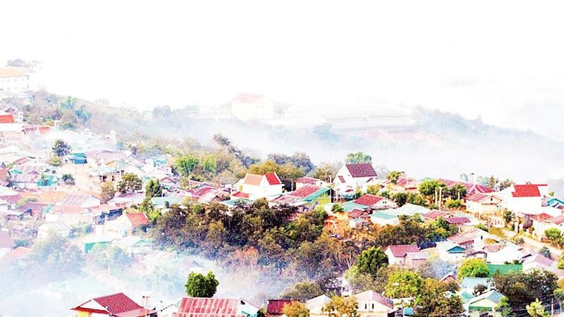 Sắc màu tươi mới ở những buôn làng dưới chân núi Bidoup, xã Lạc Dương, tỉnh Lâm Đồng.