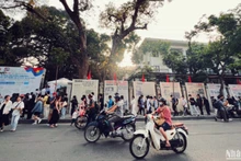 Triển lãm tương tác 50 năm Ngày Giải phóng miền nam, thống nhất đất nước tại Trụ sở Báo Nhân Dân, Hà Nội.