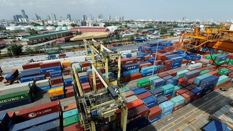 Xuất khẩu Việt Nam năm 2025 bứt phá với 475 tỷ USD, xuất siêu trên 20 tỷ USD