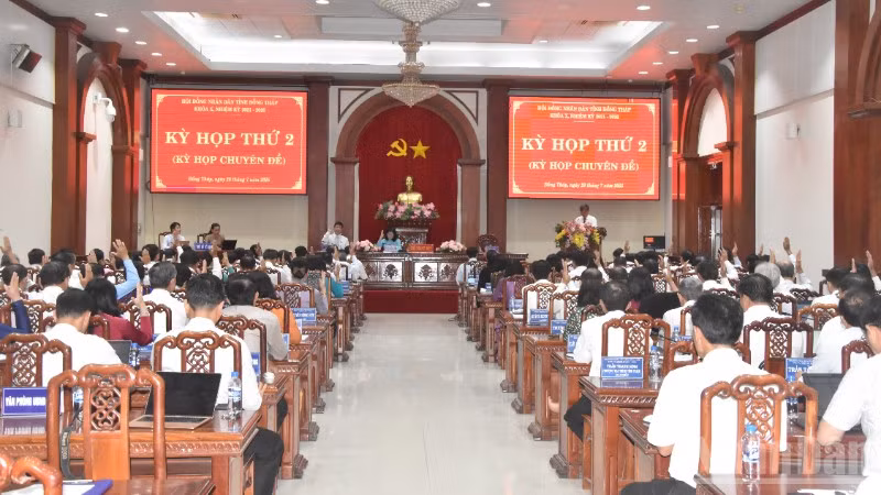 Quang cảnh kỳ họp.