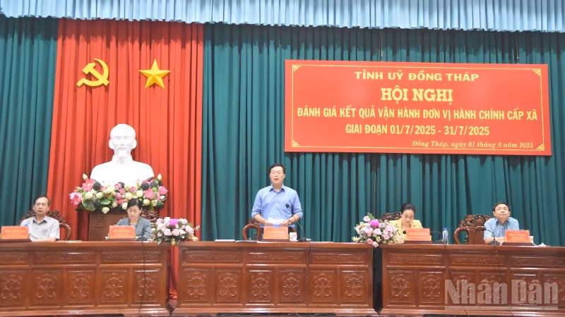 Lãnh đạo tỉnh Đồng Tháp phát biểu tại hội nghị.