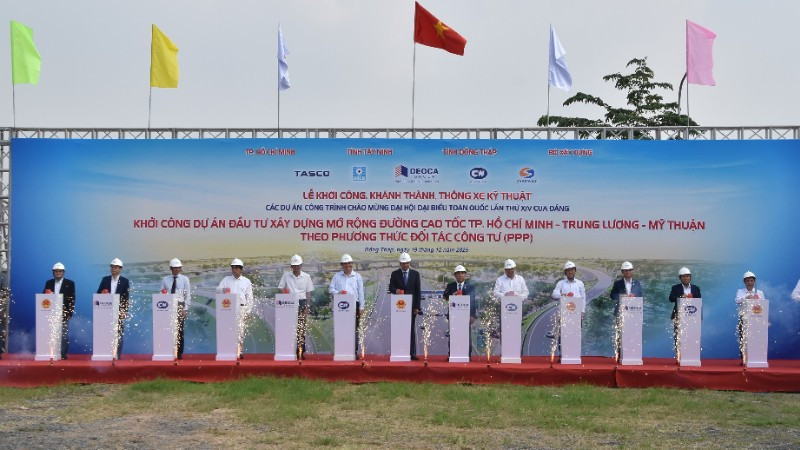 Nghi thức khởi công Dự án mở rộng đường cao tốc Thành phố Hồ Chí Minh-Trung Lương-Mỹ Thuận.