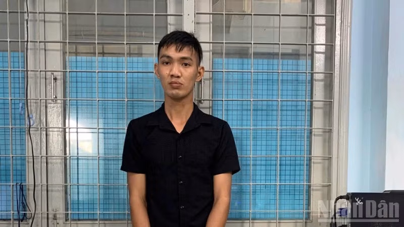 Lê Công Đức tại cơ quan Công an.