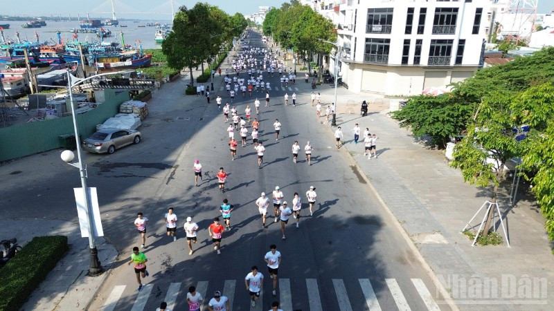 Các vận động viên thi đấu ở Giải Việt dã Ấp Bắc lần thứ 41 năm 2026.