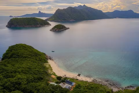 Côn Đảo dẫn đầu trong danh sách 30 hòn đảo bí ẩn nhất thế giới do tạp chí du lịch Travel+Leisure bình chọn. (Ảnh: TTXVN)