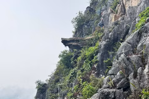 Khu vực “Mỏm đá sống ảo” thuộc thôn Mã Pì Lèng, xã Đồng Văn, tỉnh Tuyên Quang, trước đây thuộc tỉnh Hà Giang. (Ảnh: Sở Văn hóa, Thể thao và Du lịch Tuyên Quang)