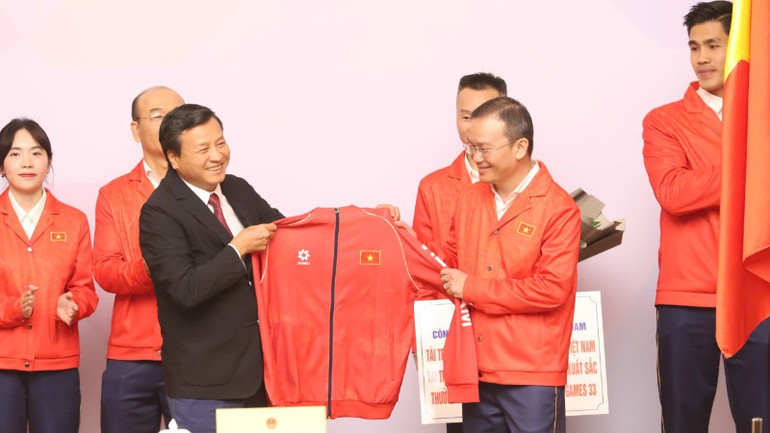 Đoàn Thể thao Việt Nam quảng bá văn hóa qua trang phục thi đấu tại SEA Games 33 92733f2e879e0bc0528f-4007.jpg