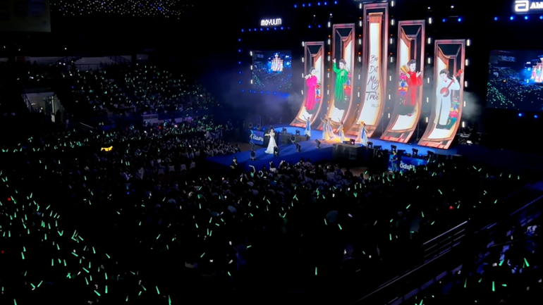 Khép lại ngày hội là "Vươn Concert". anh-man-hinh-2025-10-05-luc-200543-5562.png