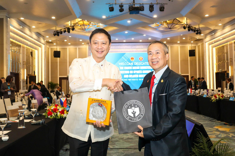Thể thao luôn là nhịp cầu nối quan trọng, gắn kết nhân dân các nước ASEAN trong tinh thần hữu nghị, đoàn kết và hợp tác. gen-h-z7123210527822-35c7f5341c8838cb6a67812073fc04b6.jpg