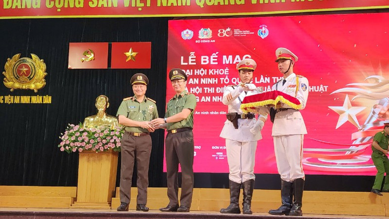 Kỳ Đại hội và Hội thi năm nay đã diễn ra thành công trên nhiều phương diện, từ quy mô tổ chức, chất lượng chuyên môn cho đến tinh thần thi đua, trách nhiệm của các đơn vị tham dự. gen-h-z6863701523460-56a8bc36b76970d1f013b3e179e1791f-5579.jpg
