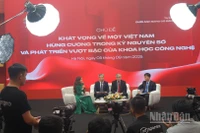 Không khí sôi nổi tại Tọa đàm “Khát vọng về một Việt Nam hùng cường trong kỷ nguyên số và phát triển vượt bậc của khoa học công nghệ”.