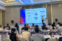 Chuyên gia chia sẻ về chủ đề công nghệ tại diễn đàn. (Ảnh: TRUNG HƯNG)